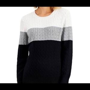 Super cute black white and grey sweater size M